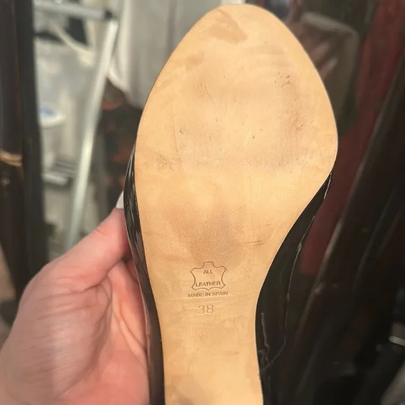 Browns Couture Patent Classic Round Toe Black Heels with High Stiletto Sz 38 - Picture 5 of 8